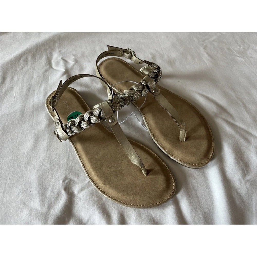 NWT Ladies Blingy Andiamo Sandals / Shoes Size 7.5